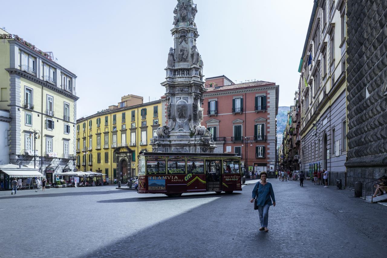 Art Suite Nel Cuore Di Napoli Exteriér fotografie